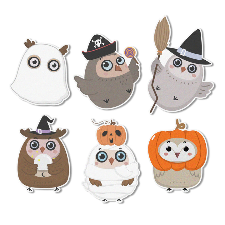 Halloween Owls Cupcake Topper - Adorable edible topper featuring cute owls dressed up in costumes for Halloween.