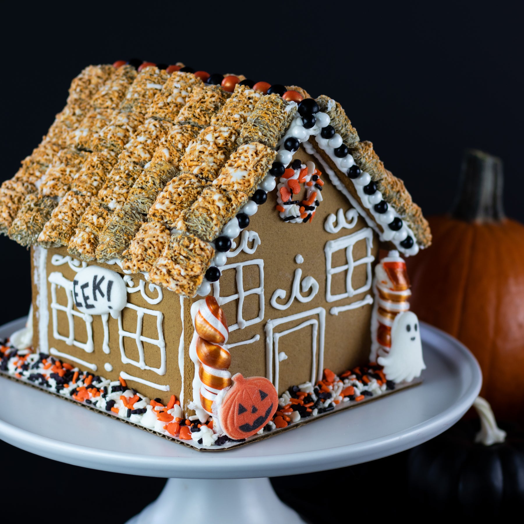 Pre-Baked Gingerbread House – Sprinkle Pop